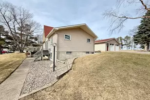 622 N Shore Dr, Battle Lake, MN 56515 - Photo 50