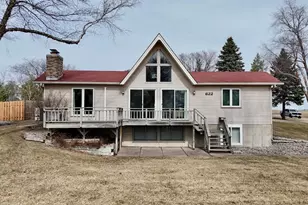 622 N Shore Dr, Battle Lake, MN 56515 - Photo 2