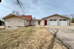 622 N Shore Dr, Battle Lake, MN 56515 - Photo 52