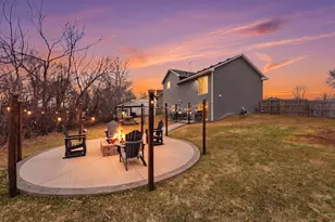 700 Horseshoe Ln, Braham, MN 55006 - Photo 2