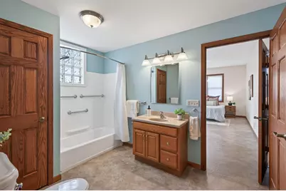 2019 Franklin Avenue SE, Minneapolis, MN 55414 - Photo 14