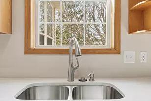 419 Meadowood Ln, Burnsville, MN 55337 - Photo 14