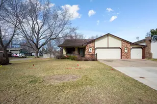 7710 118th Ave N, Champlin, MN 55316 - Photo 2