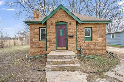 223 Owatonna Street, Mankato, MN 56001 - Photo 2