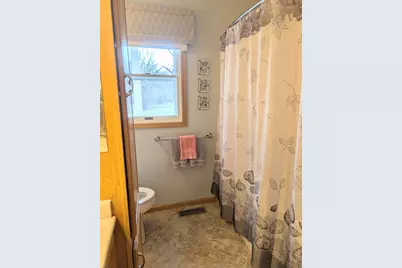 209 S 10th Street, Montevideo, MN 56265 - Photo 20