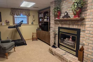 209 S 10th St, Montevideo, MN 56265 - Photo 34