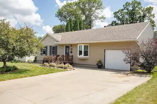 500 6th St NE, Stewartville, MN 55976 - Photo 1