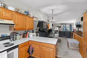 13027 Penn Ave S, Burnsville, MN 55337 - Photo 8