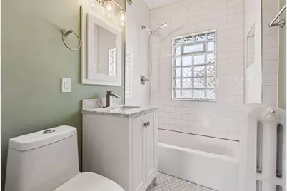 404 Sheridan Avenue S, Minneapolis, MN 55405 - Photo 36