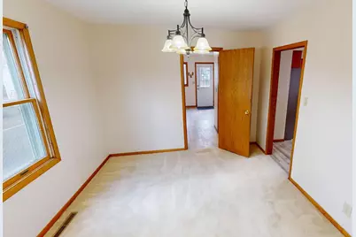 1008 9th Avenue SW, Austin, MN 55912 - Photo 4