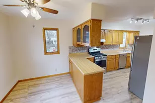 1008 9th Ave SW, Austin, MN 55912 - Photo 10