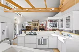 555 Montcalm Pl, Saint Paul, MN 55116 - Photo 16