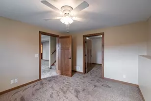 205 Pheasant Run, Rollingstone, MN 55969 - Photo 12