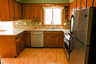 4696 Flag Ave N, New Hope, MN 55428 - Photo 4