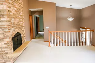 4696 Flag Ave N, New Hope, MN 55428 - Photo 8