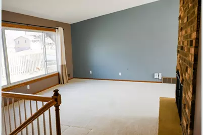 4696 Flag Avenue N, New Hope, MN 55428 - Photo 6