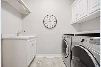 6105 Garland Lane N, Plymouth, MN 55446 - Photo 42