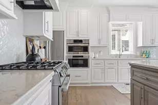 6105 Garland Ln N, Plymouth, MN 55446 - Photo 14