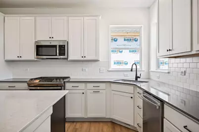 3067 Trinity Dr, Shakopee, MN 55379 - Photo 6