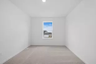 1658 Tyrone Dr, Shakopee, MN 55379 - Photo 14