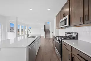 1691 Tyrone Dr, Shakopee, MN 55379 - Photo 8