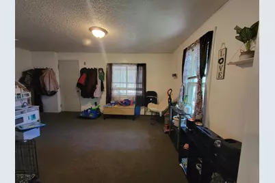 1123 6th Street E, Saint Paul, MN 55106 - Photo 2