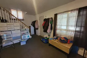 1123 6th St E, Saint Paul, MN 55106 - Photo 6