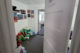 1123 6th St E, Saint Paul, MN 55106 - Photo 8