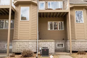 2867 Kenwood Isles Dr, Minneapolis, MN 55408 - Photo 1