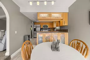 650 Gramsie Rd, Shoreview, MN 55126 - Photo 14