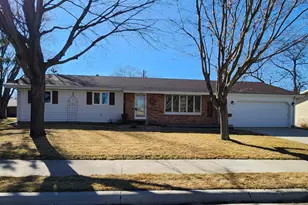 1108 5th Ave SW, Pipestone, MN 56164 - Photo 2