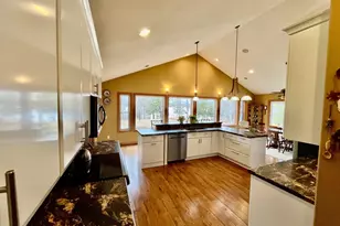 37209 Loon Dr, Cohasset, MN 55721 - Photo 16