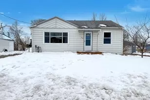 610 15th St NW, Bemidji, MN 56601 - Photo 2