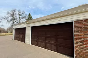 10750 Rockford Rd, Plymouth, MN 55442 - Photo 40