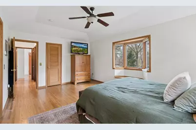 2820 Washta Bay Road, Chanhassen, MN 55331 - Photo 18