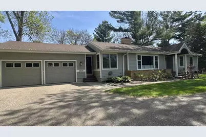 2820 Washta Bay Road, Chanhassen, MN 55331 - Photo 1