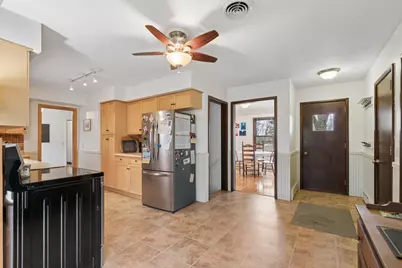 2820 Washta Bay Road, Chanhassen, MN 55331 - Photo 14