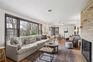 2820 Washta Bay Rd, Chanhassen, MN 55331 - Photo 1