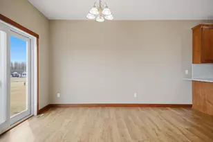 1306 18th St NE, Austin, MN 55912 - Photo 14