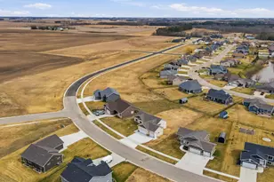 1306 18th St NE, Austin, MN 55912 - Photo 54