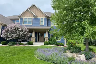 5361 Scenic Oak Dr SW, Rochester, MN 55902 - Photo 2