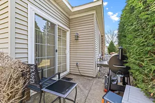 5787 Prairie Ridge Dr, Shoreview, MN 55126 - Photo 24