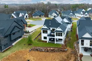 7070 Highland Ct, Eden Prairie, MN 55346 - Photo 46