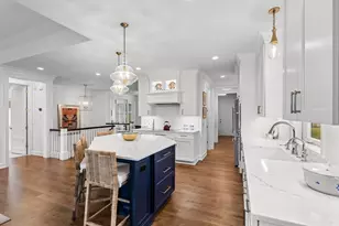 7070 Highland Ct, Eden Prairie, MN 55346 - Photo 6