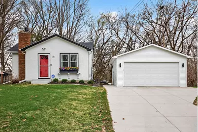 140 Hickory Street, Mahtomedi, MN 55115 - Photo 1
