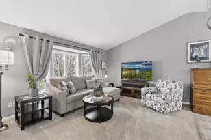 1121 Apple Cir, Mayer, MN 55360 - Photo 2