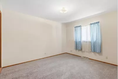 2082 Asplund Road, New Richmond, WI 54017 - Photo 10