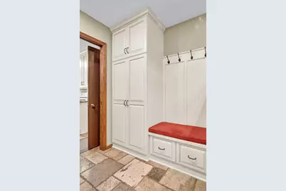 8010 Center Street, Clear Lake, MN 55319 - Photo 10