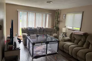 712 Logan Ave, Jackson, MN 56143 - Photo 4