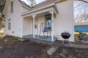 421 Webster Street N, Kasota, MN 56050 - Photo 24